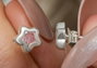 Heliophilia Silver Pendientes de Plata de Ley 925 con Circón Rosa